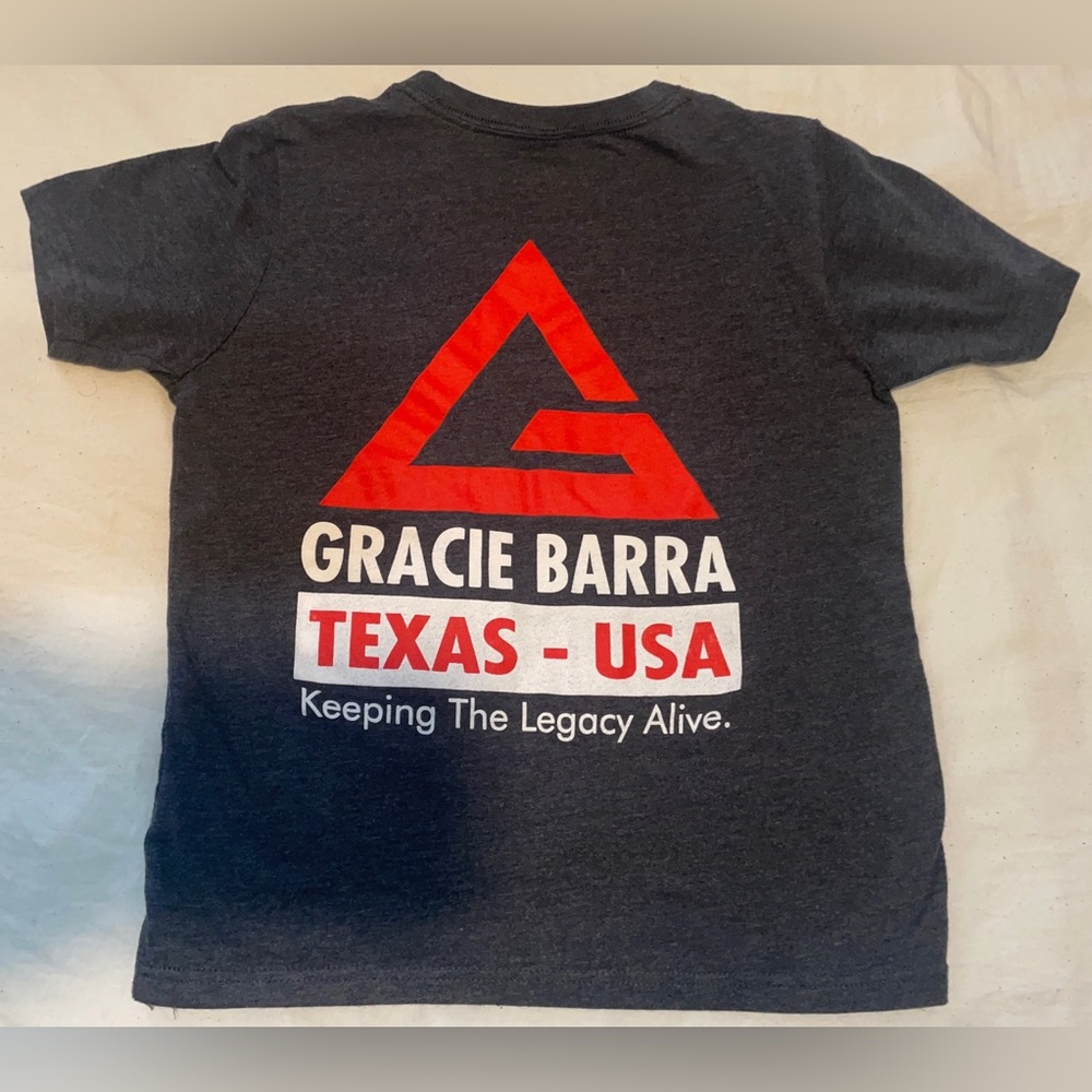 Gray, Gracie Barra T-shirt, size kids 10/12